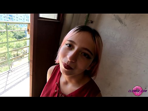 ❤️ Student Sensual xucla un desconegut a l'Outback - Cum a la cara Porno preciós a nosaltres ❌❤